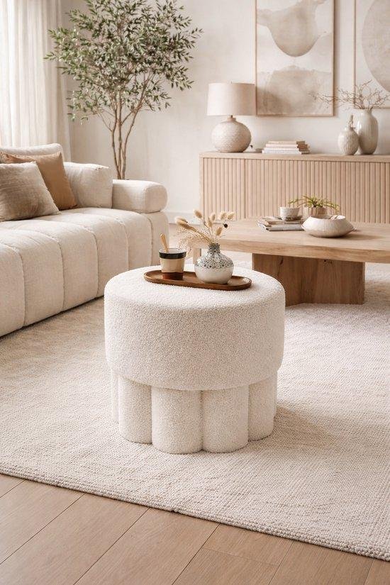 15 Curved Furniture Ideas to Create a Stylish, Modern Home 9 Curved Ottoman